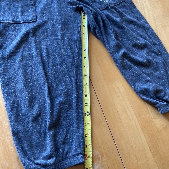 Nike girls joggers/nickers - Picture 5 of 5